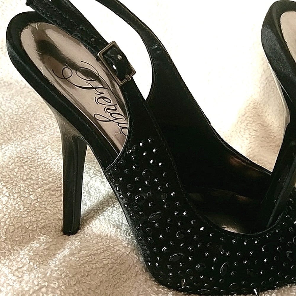 FERGIE! Black studded open toe stilettos - Picture 3 of 4